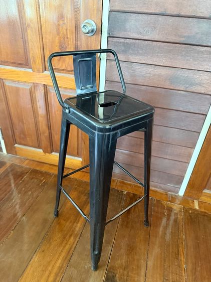 เก้าอี้บาร์ทรงสูง สไตล์คาเฟ่ (Tolix Chair) สีดำ สภาพสวย พร้อมใช้งาน รูปที่ 2
