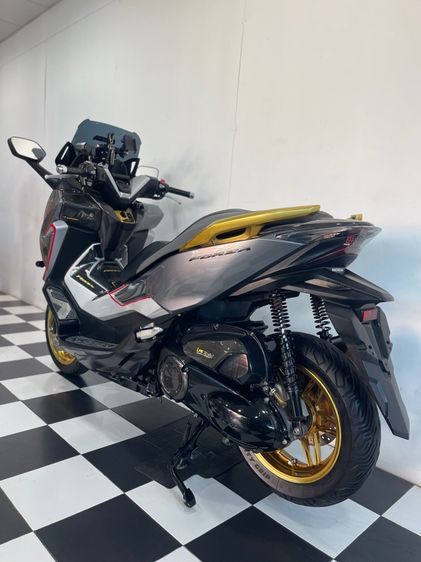 Forza 300 ABS.Gen2 ชิลด์ไฟฟ้า ไล่ข้างแล้ว แต่งคาร์บอนรอบคัน รูปที่ 6