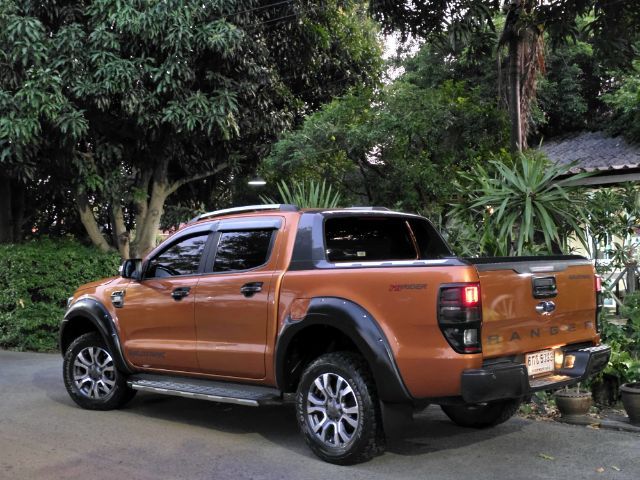 Ford Ranger 2017 2.2 Hi-Rider Wildtrak Pickup ดีเซล ไม่ติดแก๊ส เกียร์อัตโนมัติ ส้ม รูปที่ 3