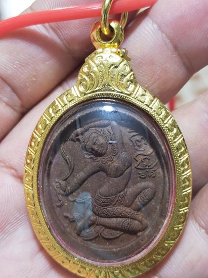 แม่ธรณีหลังพระอุปคุต ครูบากฤษดา สุเมโธ เสก หายากมากๆ พุทธคุณสูงเป็นที่รู้กันอยู่ถึงด้านโชคลาภเงินทองเสริมดวง รูปที่ 4