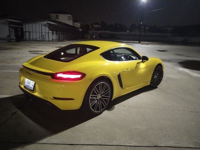 Porsche 718 2017 2.0 Cayman Sedan เบนซิน ไม่ติดแก๊ส เกียร์อัตโนมัติ เหลือง รูปที่ 4