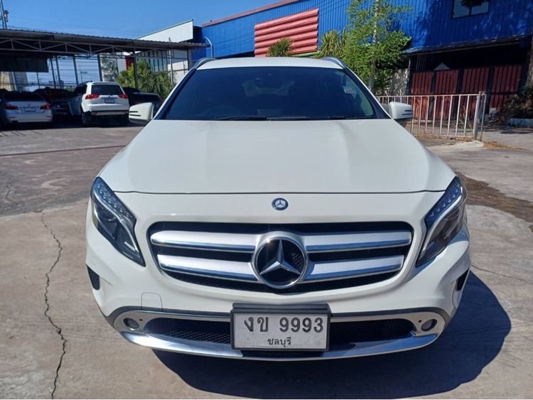 Mercedes-Benz GLA-Class 2017 GLA200 Utility-car เบนซิน ไม่ติดแก๊ส เกียร์อัตโนมัติ ขาว รูปที่ 3