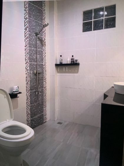 สร้างเสร็จก่อน 2010 มีบางส่วน ใช่ ขายทาวน์เฮ้าส์ 2 ชั้น รีโนเวทพร้อมอยู่ รูปที่ 4