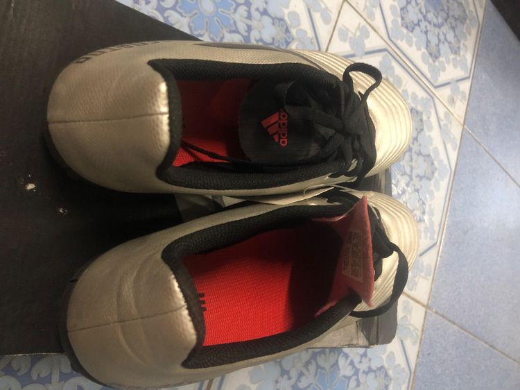 รองเท้า adidas football  รูปที่ 11