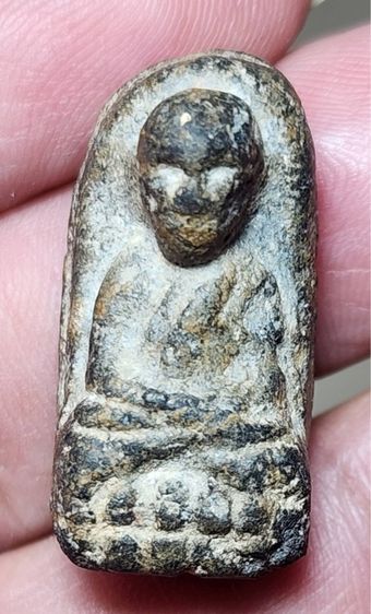 หลวงปู่ทวดปี2497 พิมพ์พระรอด