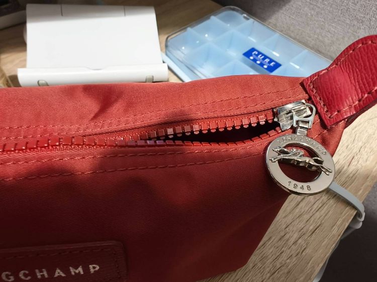 กระเป๋าใส่เครื่องสำอาง Longchamp แท้ รูปที่ 2