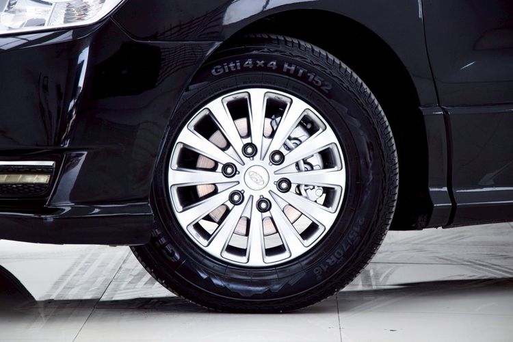 Hyundai H-1  2017 2.5 Deluxe Utility-car ดีเซล ไม่ติดแก๊ส เกียร์อัตโนมัติ ดำ รูปที่ 4