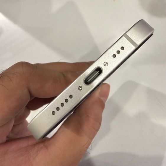 iphone16e 128gb เครื่องศูนย์ไทย สุขภาพแบต 100เปอร์เซ็นต์ ประกันถึง1-7-69 รูปที่ 4