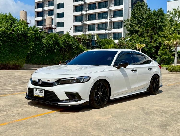 รถ Honda Civic 2.0 eHEV RS สี ขาว