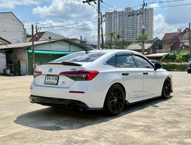 Honda Civic 2024 2.0 eHEV RS Sedan ไฮบริด ไม่ติดแก๊ส เกียร์อัตโนมัติ ขาว รูปที่ 2