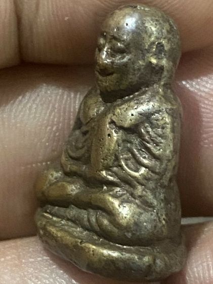 รูปหล่อหลวงพ่อเงินพิมพ์ขี้ตาเก่าๆ รูปที่ 5