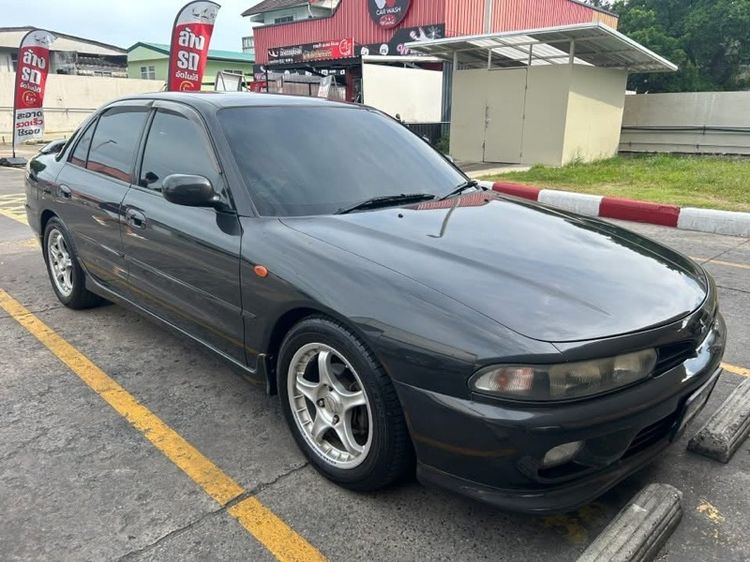 รถ Mitsubishi Galant 2.0 สี เทา