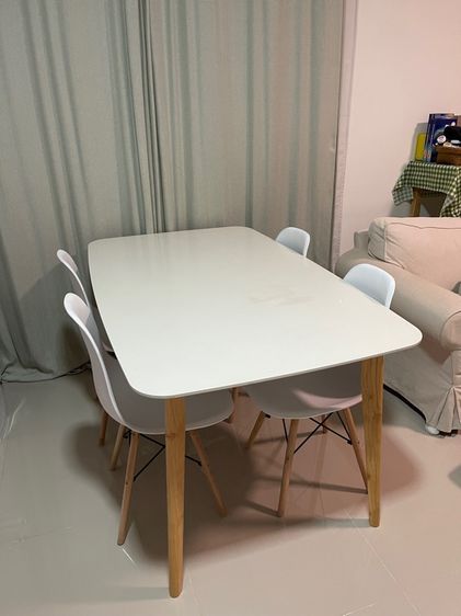 โต๊ะทานข้าวและเก้าอี้4ตัว รูปที่ 2