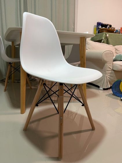 โต๊ะทานข้าวและเก้าอี้4ตัว รูปที่ 8