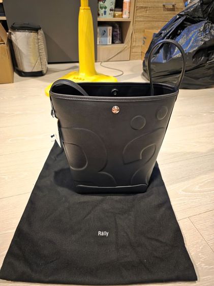 กระเป๋า Rally the Bag whisper ของแท้ รูปที่ 4