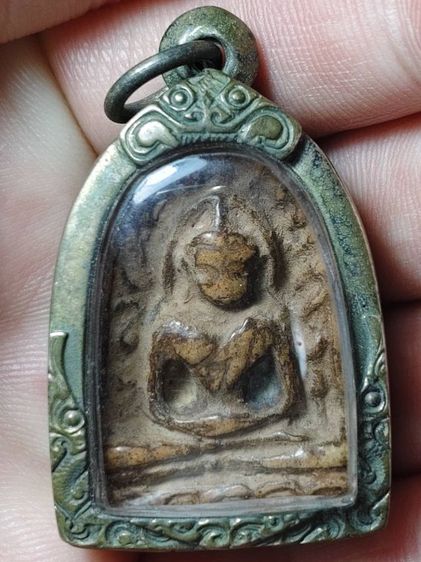 พระซุ้มกอพร้อมตลับเงินเก่า