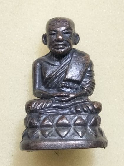 หลวงปู่ทวดรุ่นบัวรอบ100ปี เนื้อนวะ วัดช้างไห้  