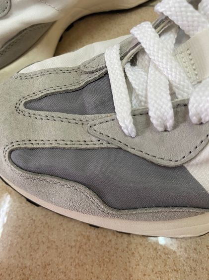 new balance รูปที่ 11