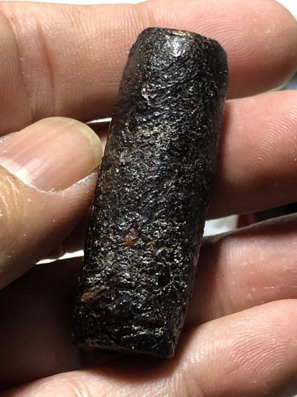 ตะกรุดพอกคลั่งเก่ามากๆตามรูปเก่าสุดสุดใครชอบรู้ที่เชิญครับ