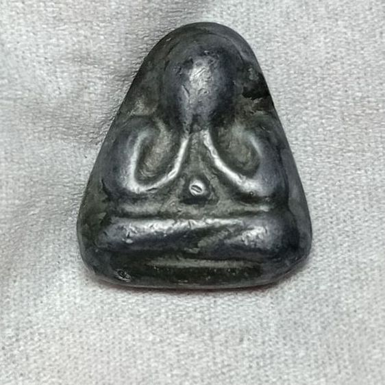 พระปิดตาเนื้อตะกั่ว