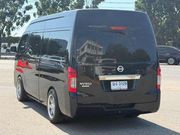 Nissan Urvan 2013 2.5 NV350 Van ดีเซล ไม่ติดแก๊ส เกียร์ธรรมดา ดำ รูปที่ 3