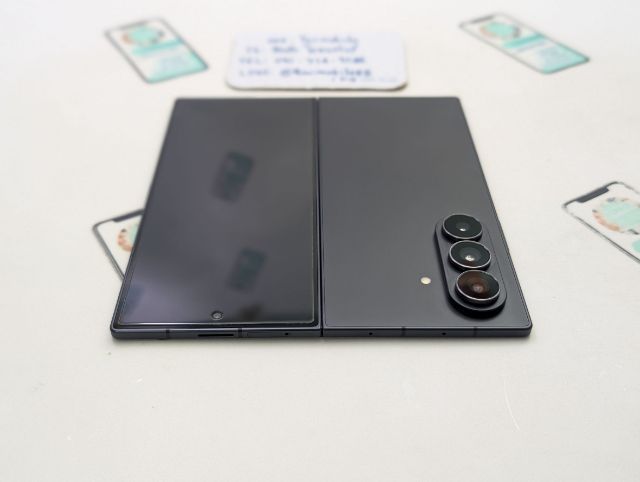 ขาย เทิร์น Samsung Galaxy Z Fold 7 256 Gb Black ศูนย์ไทย สภาพสวย อุปกรณ์ครบยกกล่อง มี Samsung Care Plus ถึงปี 70 เพียง 38,590 บาท ครับ รูปที่ 8
