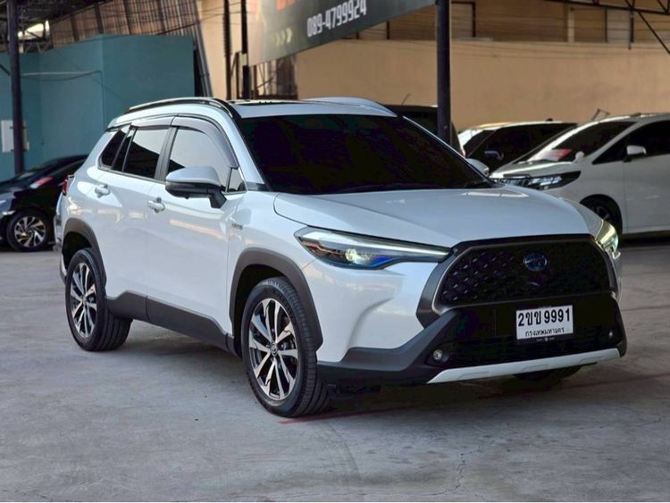 Toyota Corolla Cross 2021 1.8 Hybrid Premium Safety Utility-car ปลั๊กอินไฮบริด (PHEV) ไม่ติดแก๊ส เกียร์อัตโนมัติ ขาว รูปที่ 3