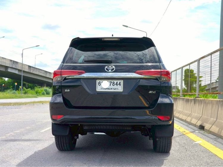 Toyota Fortuner 2020 2.8 V 4WD Utility-car ดีเซล ไม่ติดแก๊ส เกียร์อัตโนมัติ ดำ รูปที่ 2
