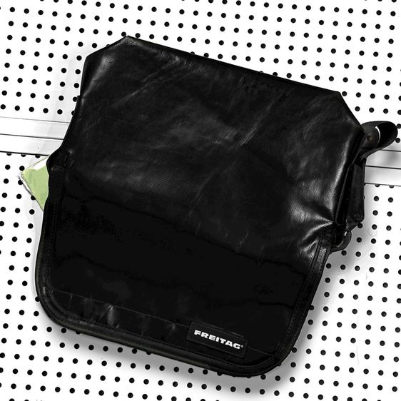 Freitag HW สภาพสวย ขอบยาง ตีนตุ๊กแก สภาพดี ใช้ถนอมมาก เจ้าของขายเอง รูปที่ 10