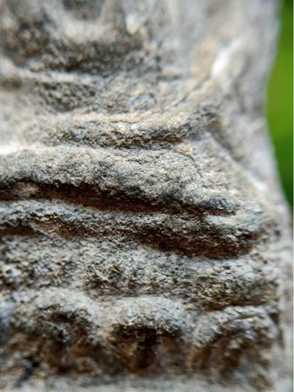 พระหูยาน  พิมฐานบัว2 ชั้น กรุเก่า  กรุวัดพระศรีรัตนมหาธาตุลพบุรี เนื้อชินเงินโบราณแท้  รูปที่ 6