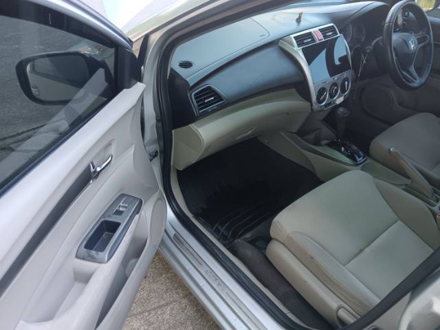 Honda City 2013 1.5 V i-VTEC Sedan เบนซิน NGV เกียร์อัตโนมัติ บรอนซ์เงิน รูปที่ 3