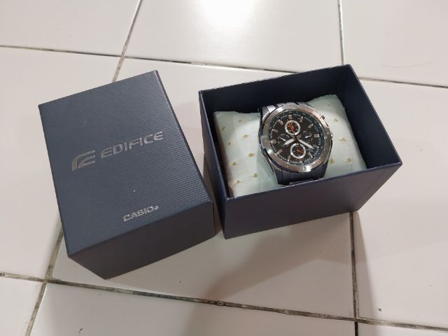 นาฬิกา EDIFICE