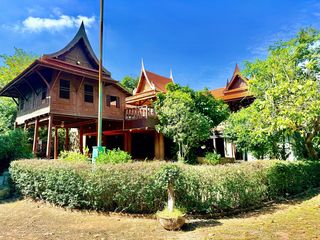 ให้เช่า บ้านทรงไทยริมแม่น้ำเจ้าพระยา อ.เมือง อยุธยา