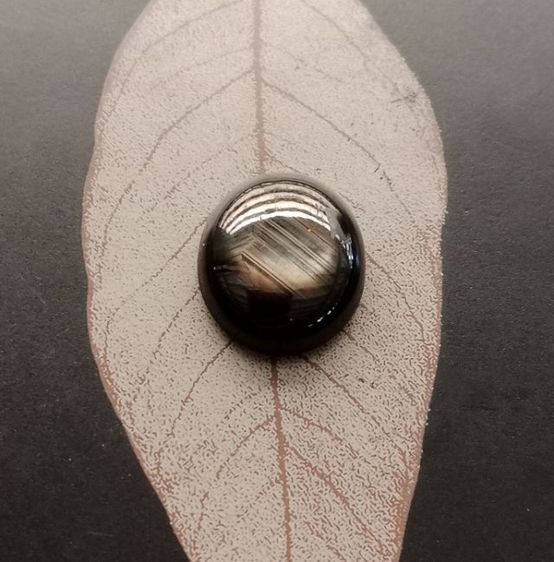 พลอยแบล็คสตาร์แซฟไฟร์สยาม(เผาเก่า) 11.23 กะรัต รูปที่ 3