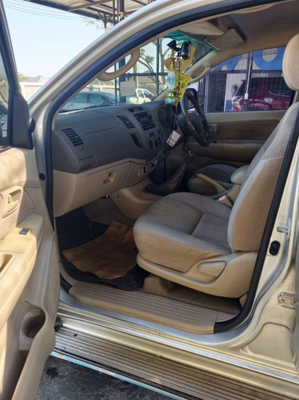 Toyota Hilux Vigo 2008 2.5 Double Cab E Prerunner ดีเซล ไม่ติดแก๊ส เกียร์ธรรมดา เทา รูปที่ 4