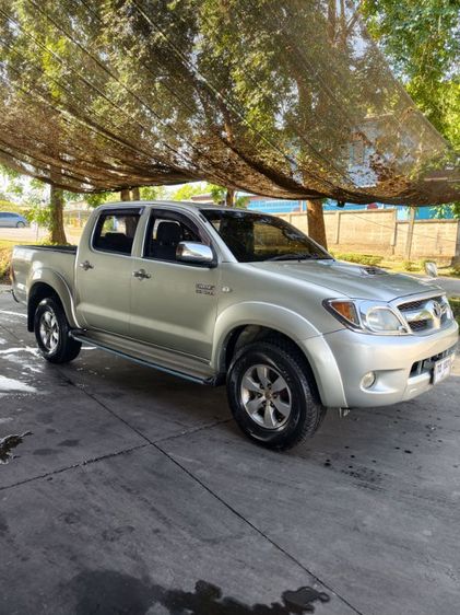 Toyota Hilux Vigo 2008 2.5 Double Cab E Prerunner ดีเซล ไม่ติดแก๊ส เกียร์ธรรมดา เทา รูปที่ 2