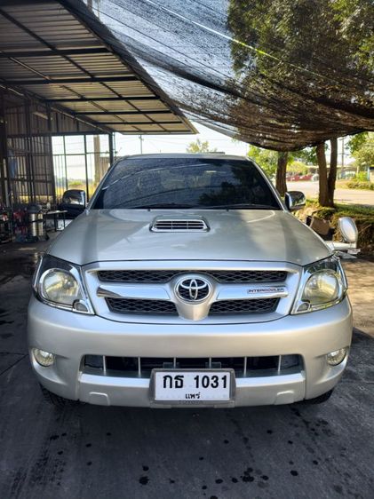 รถ Toyota Hilux Vigo 2.5 Double Cab E Prerunner สี เทา