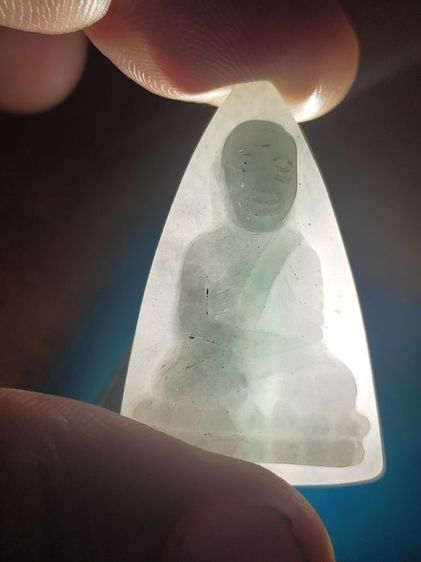 หลวงปู่ทวดหยกจีนแท้หยกขาวแซมเขียว วัดช้างให้มีโค้ดหลังองค์พระ