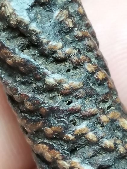 ตะกรุดลงรักถัดเชือกครับ1นิ้ว รูปที่ 6