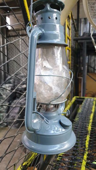 ตะเกียง วินเทจ และทีวีโบราณ รูปที่ 10