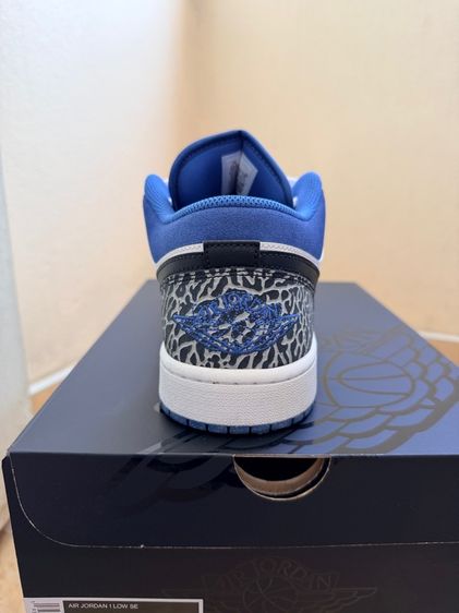 Air Jordan Low รูปที่ 3