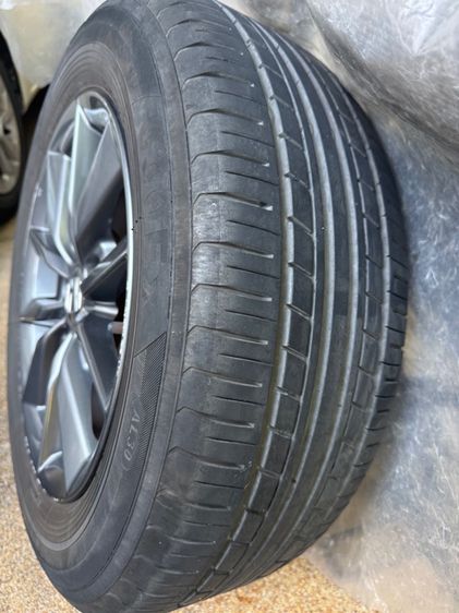 ยาง พร้อมแม็ก 215 60 16 ปี22   สภาพสวย มีรอยเบียด1วง รูปที่ 3