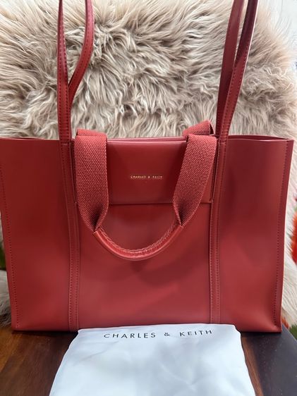 กระเป๋า Tote Bag charles keith