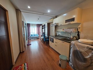 Tourmaline Gold Sathorn - Taksin Condo (ทัวร์มาลีน โกลด์ สาทร - ตากสิน) ตั้งอยู่ย่านคลองสาน เจริญนคร แบบ Low Rise สูง 8 ชั้น ใกล้รถไฟฟ้า BTS