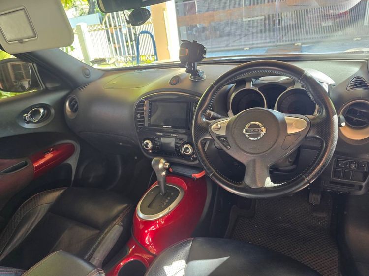 Nissan Juke 2014 1.6 Joint Edition Utility-car เบนซิน เกียร์อัตโนมัติ ดำ รูปที่ 3