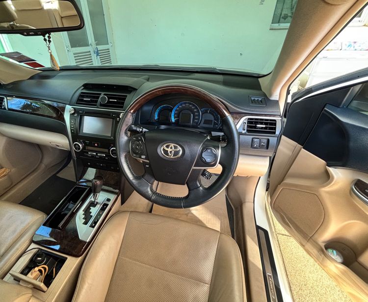 Toyota Camry 2012 2.5 Hybrid Sedan ไฮบริด ขาว รูปที่ 3