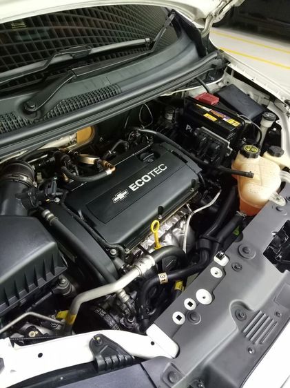 Chevrolet Sonic  2014 1.6 LTZ Sedan เบนซิน เกียร์อัตโนมัติ ขาว รูปที่ 2