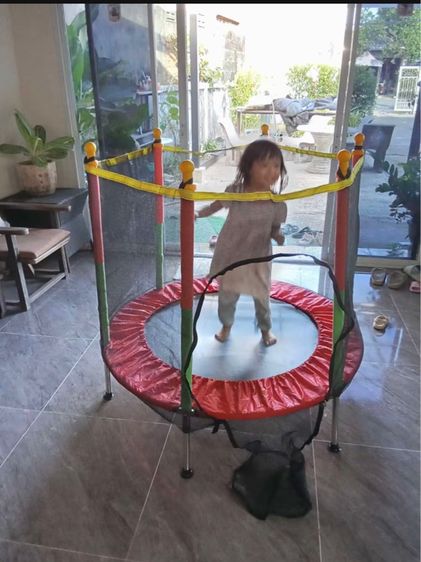 แทรมโพลีนสําหรับเด็ก รูปที่ 2