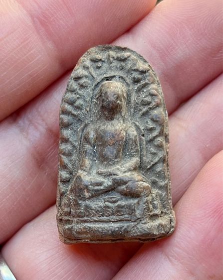 พระลือหน้ามงคล