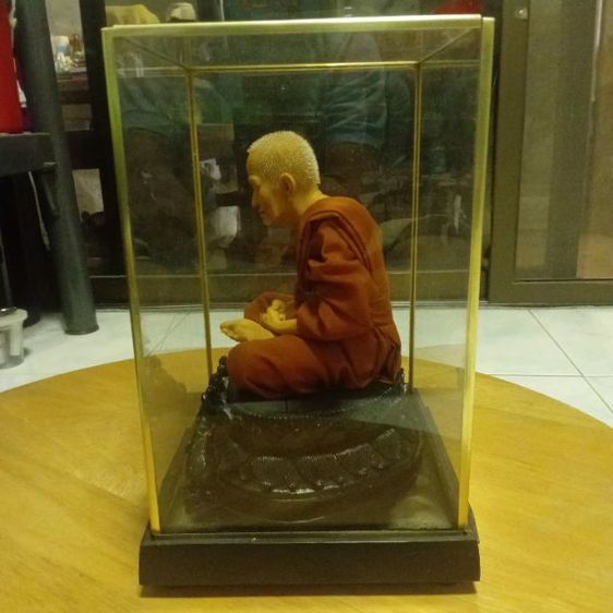 พระรูปเหมือนหุ่นขี้ผึ้งหลวงปู่ทวด รูปที่ 2